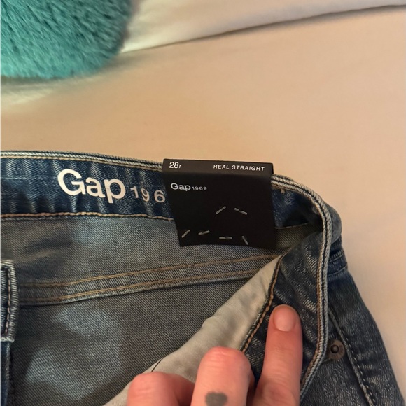 Brand New GAP Women's Wash Classic Straight Blue Jeans - Picture 6 of 9